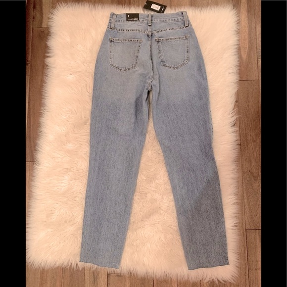 Fashion Nova distressed mom jeans - size 1 - Picture 4 of 6